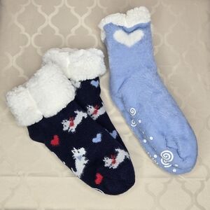 MUK LUKS 2 Pair Cozy Cabin Slipper Socks Fleece  One Size Blue White & Red